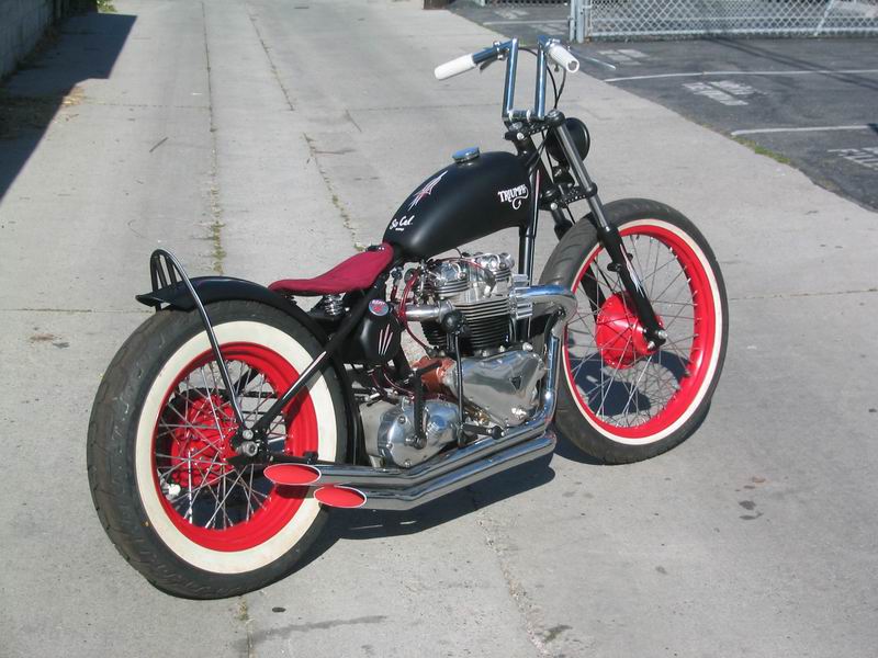 triumph_bobber6