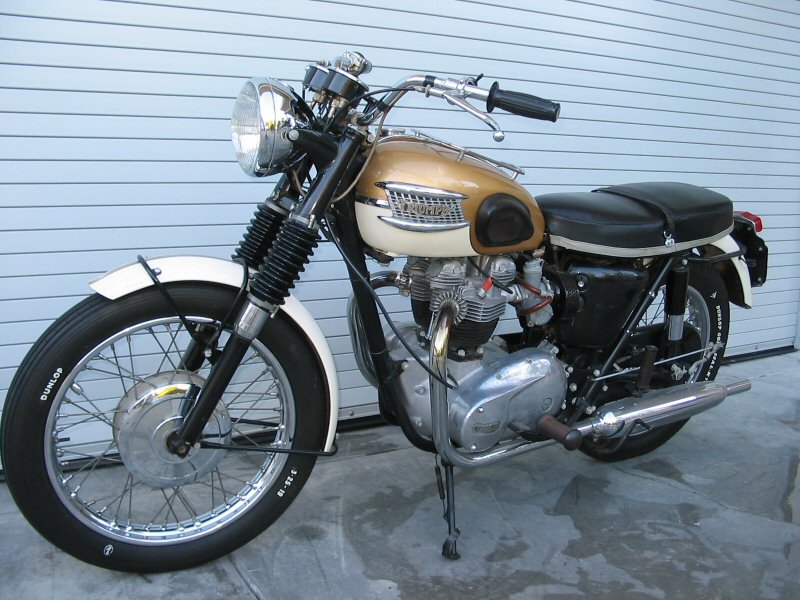 1964_triumph_t120r_4