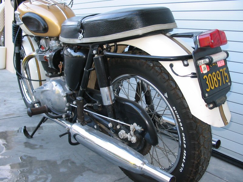 1964_triumph_t120r_8